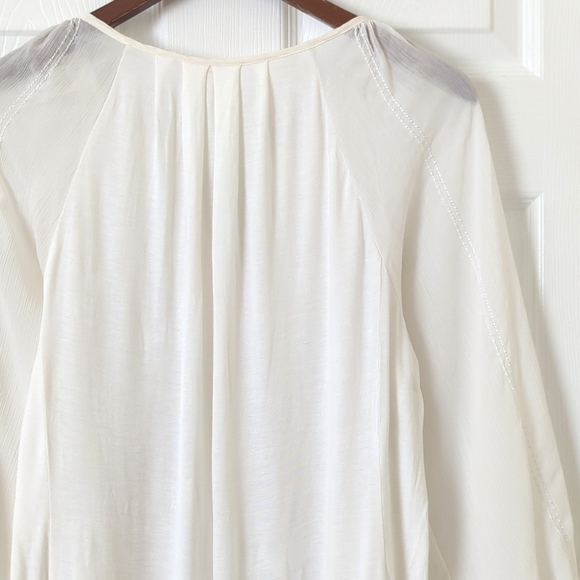 Tiny Anthropologie Jasmine Vine Embroidered Split Scoop Neck Peasant Top Ivory M - Picture 12 of 13